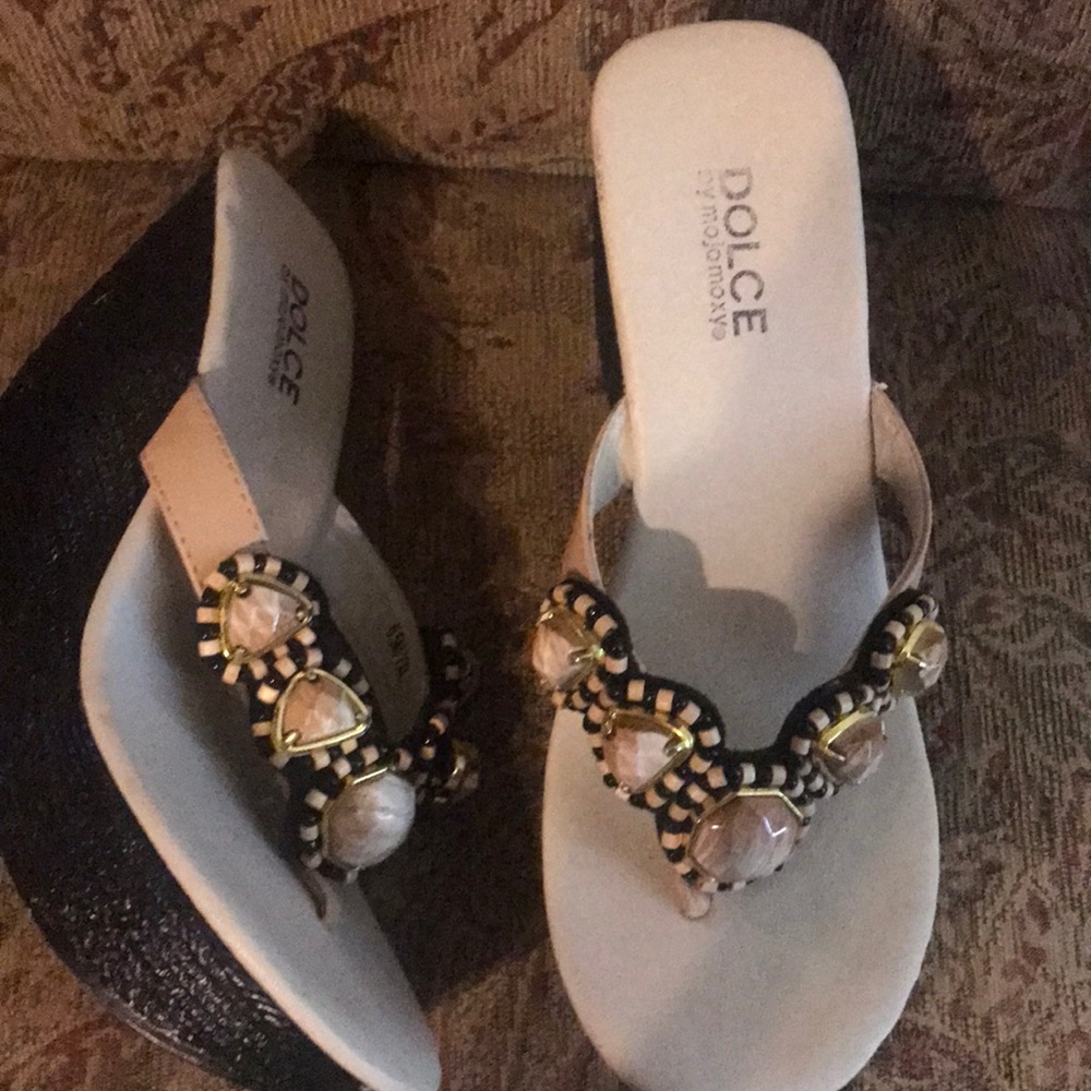 Dolce by mojo moxy women’s wedges